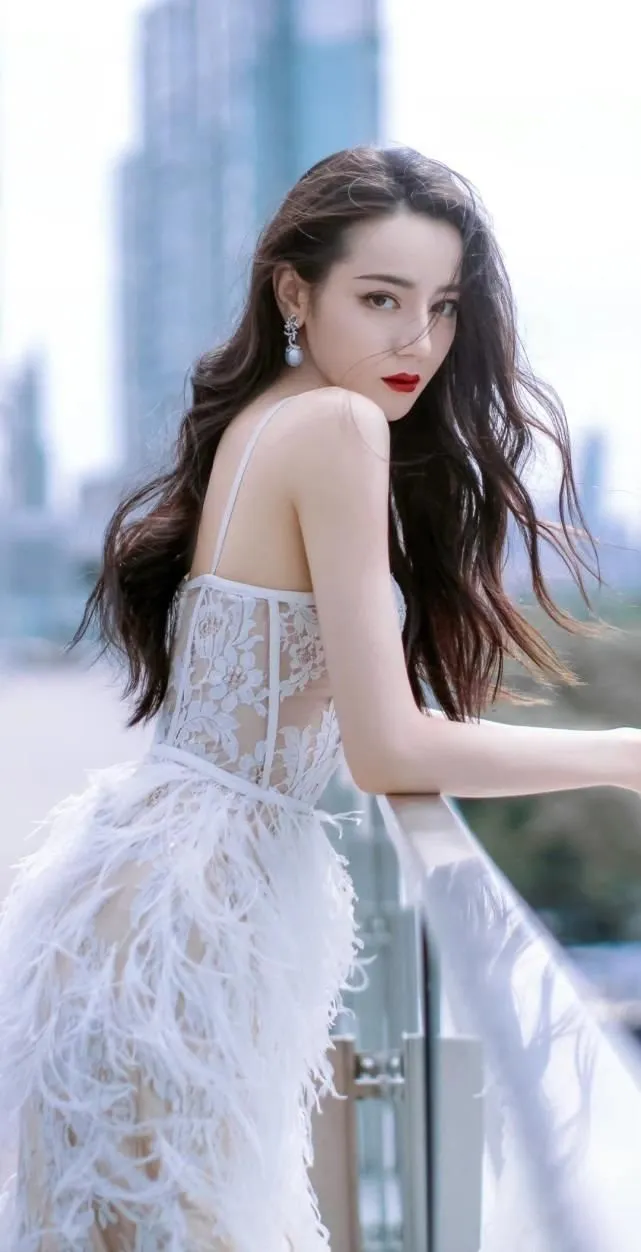 亚洲新生代女演员形象照